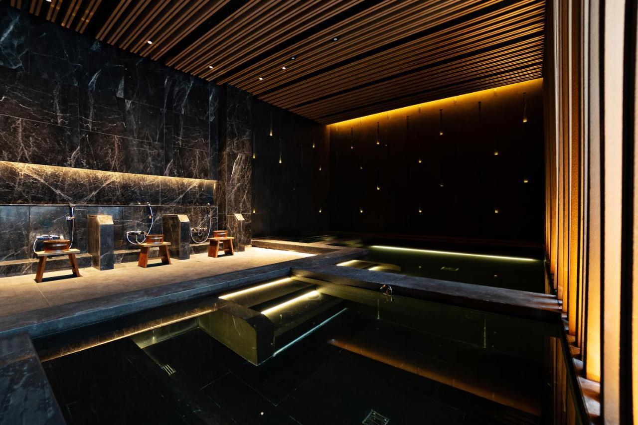 Silq Hotel & Residence, Managed By The Ascott Limited Bangkok Exterior photo The interior of the museum