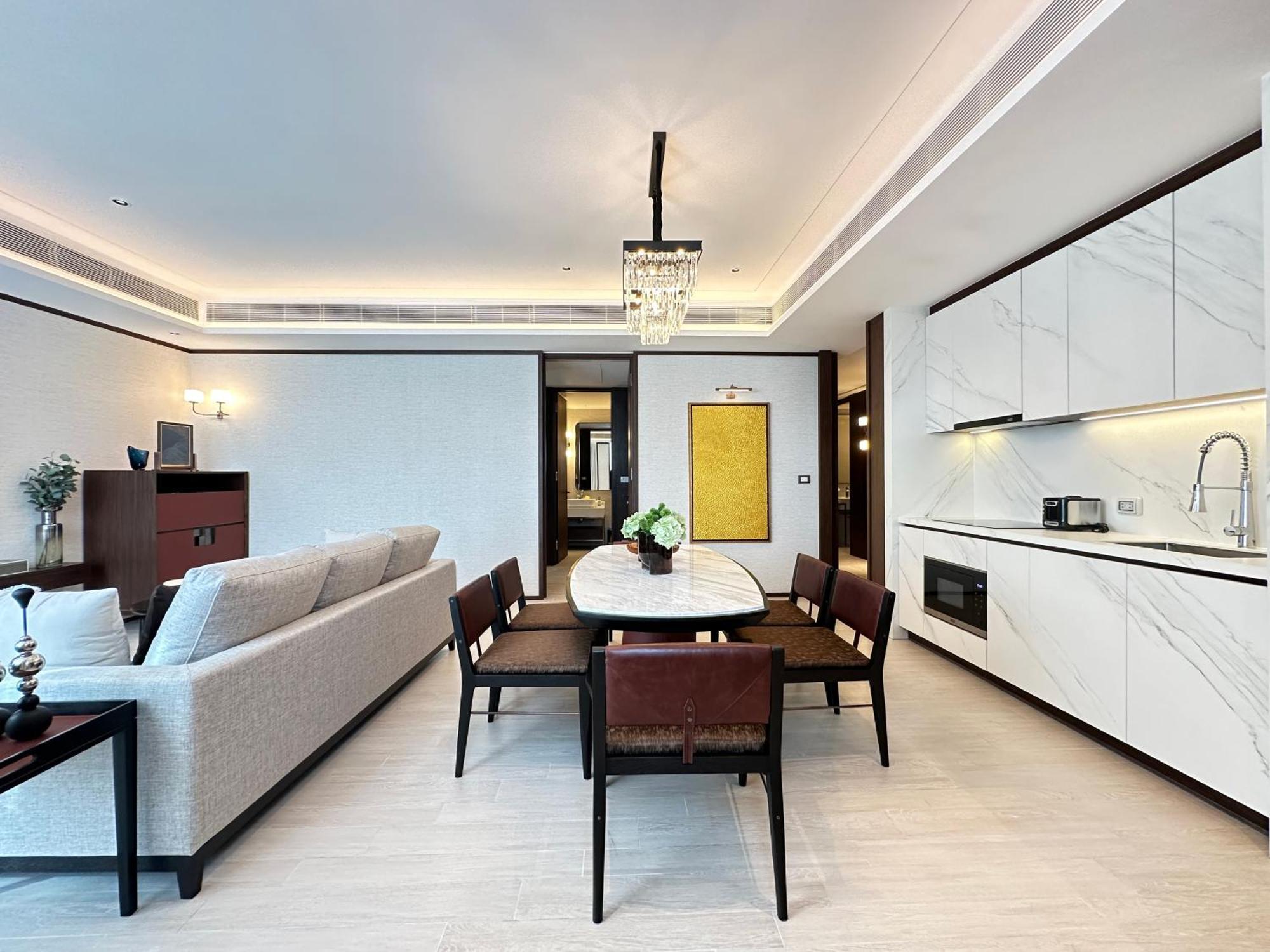 Silq Hotel & Residence, Managed By The Ascott Limited Bangkok Room photo A typical apartment at The Ritz-Carlton, DIFC